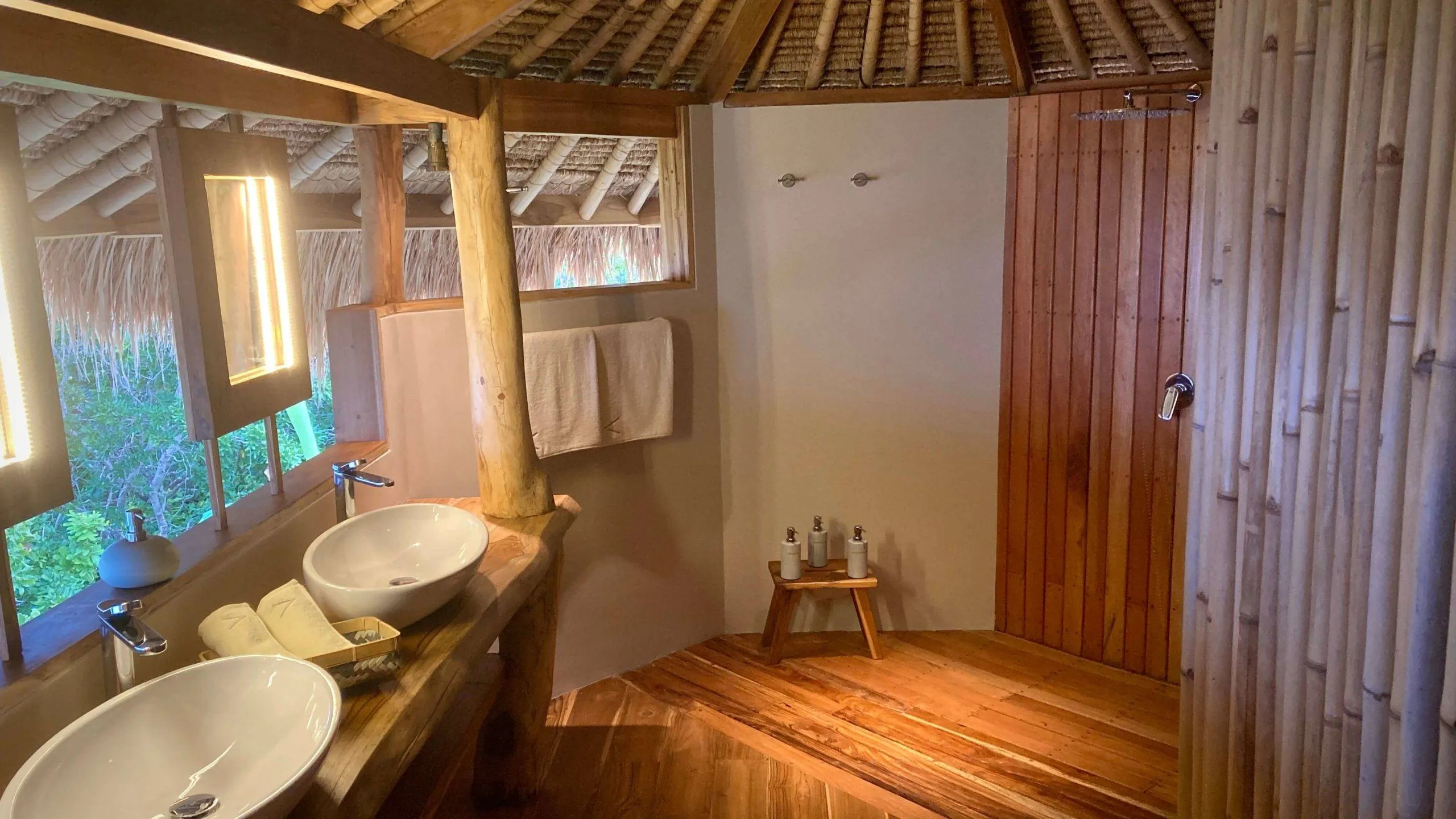 Bathroom Cliff Villa