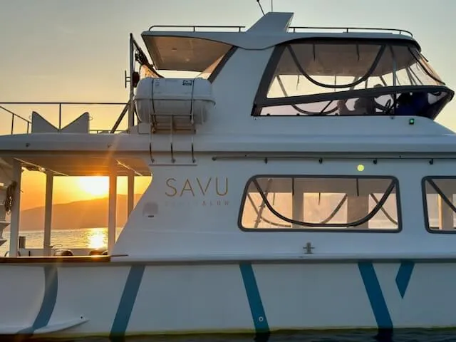 Savu Catamaran Side